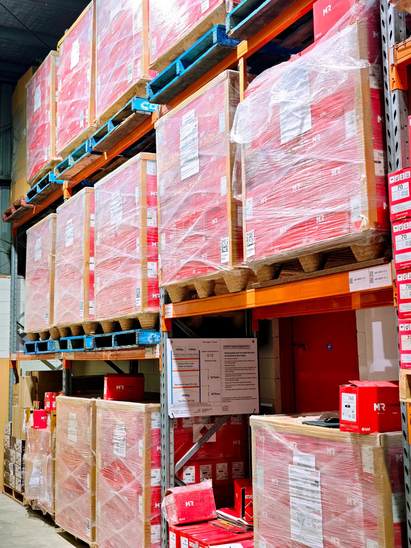 3AK Chemie MR72 palletised stock stored at MEL1
